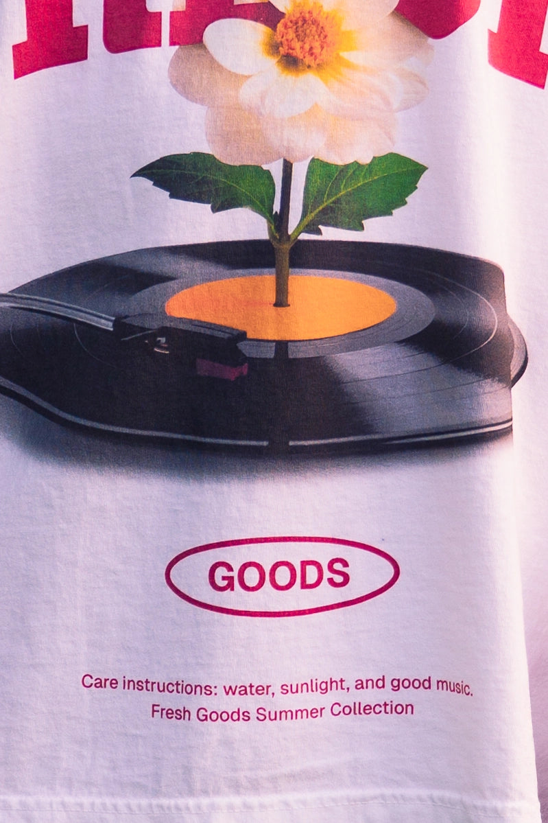FRESH GOODS WHITE TEE
